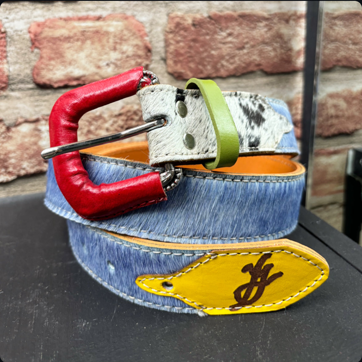 circus leather belt