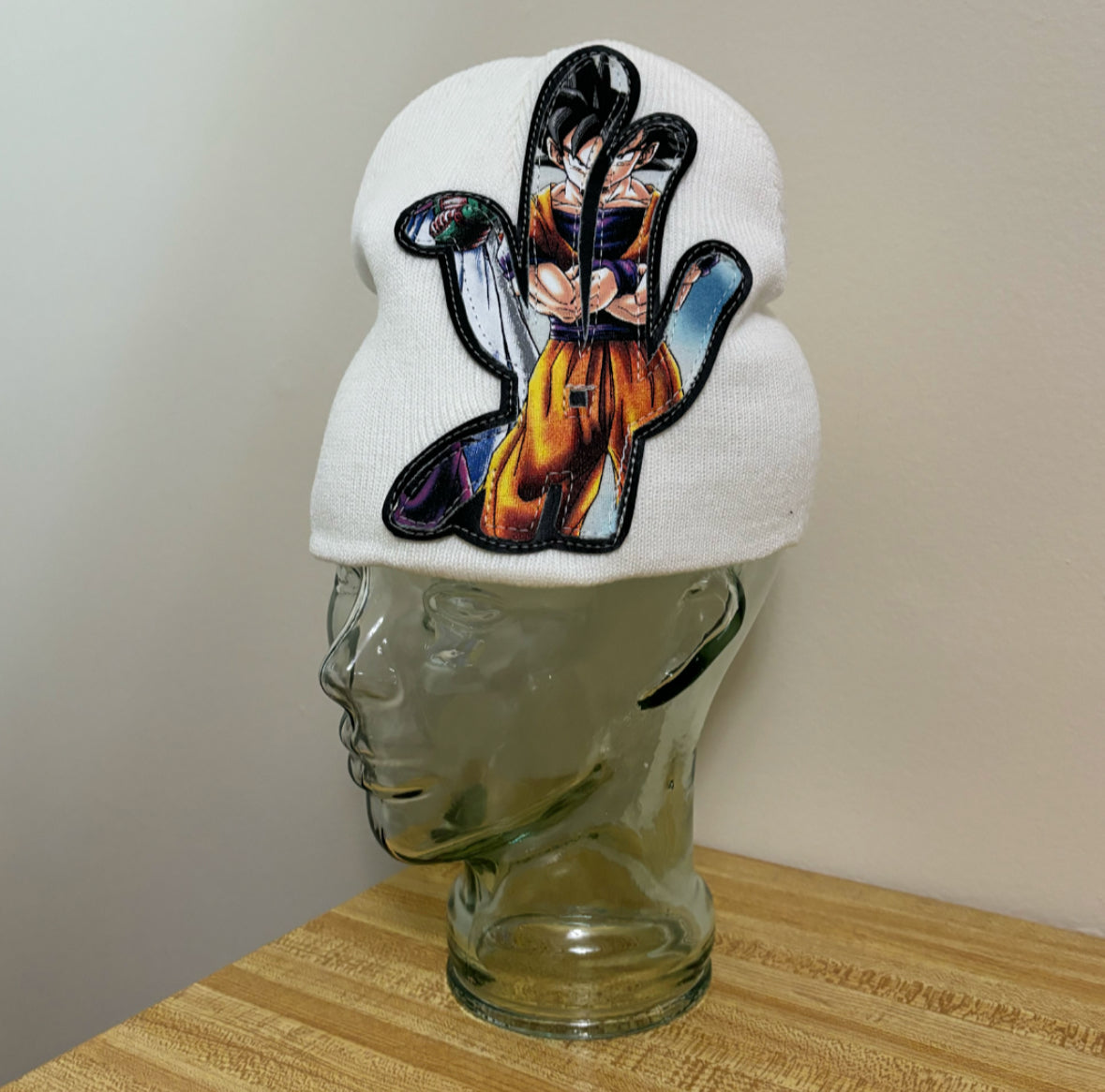 goku COMIC beanie