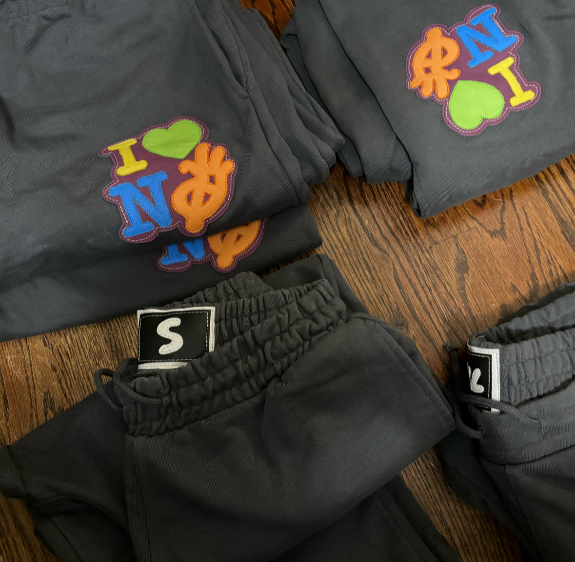 i <3 NY — grey sweatpants