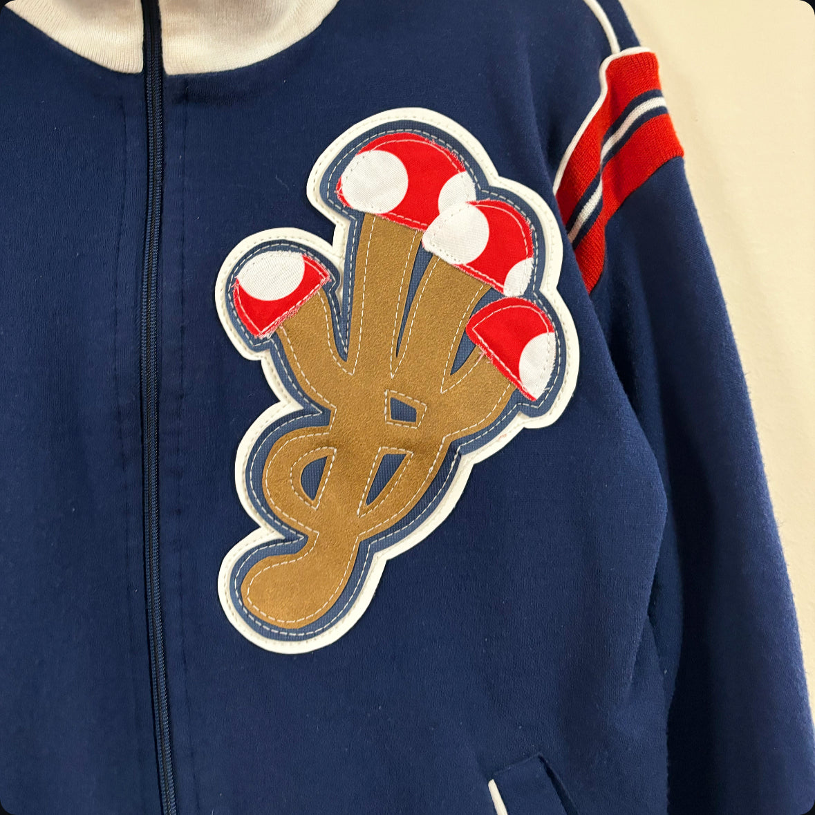 fungUs track jacket