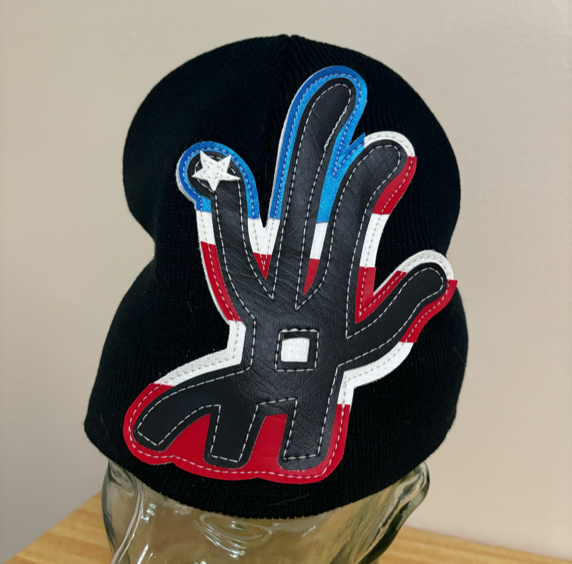 aMeRiCaN flag beanie