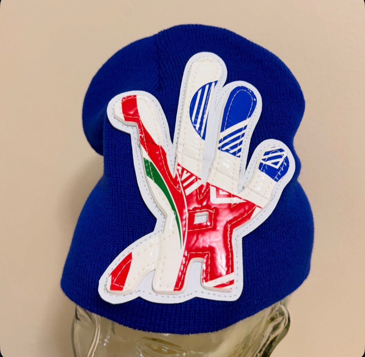 TRIONDA (blue) ball beanie