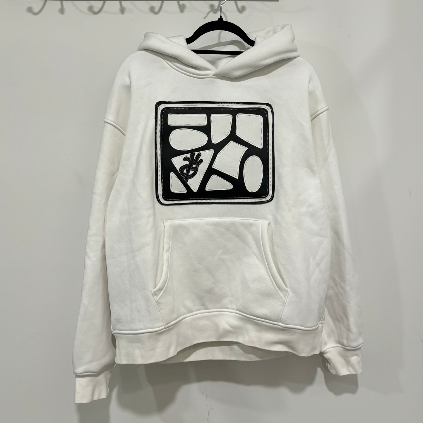 white stone pattern pullover hoodie