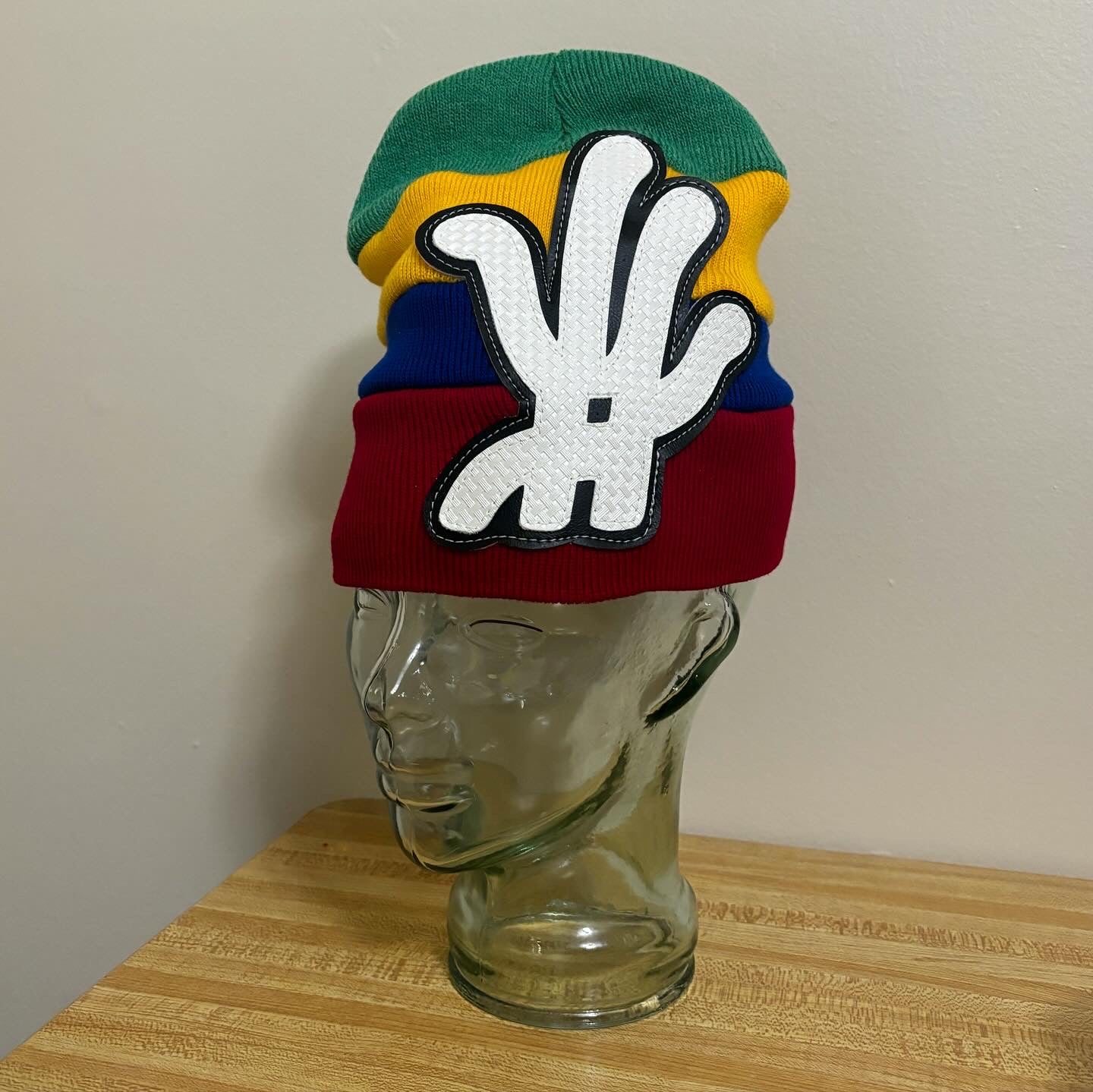 str!ped colour bean!e