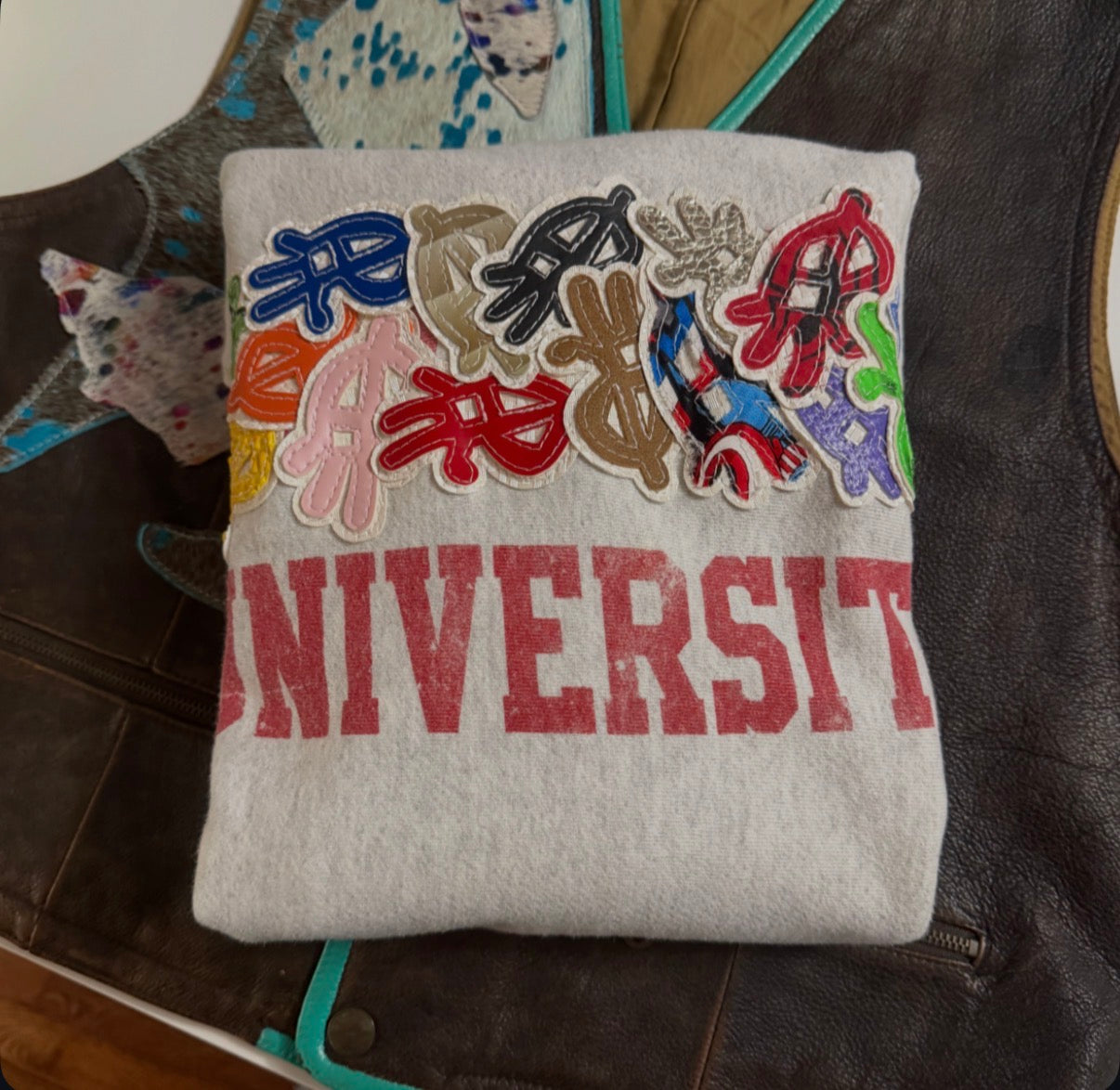 universitY crewneck