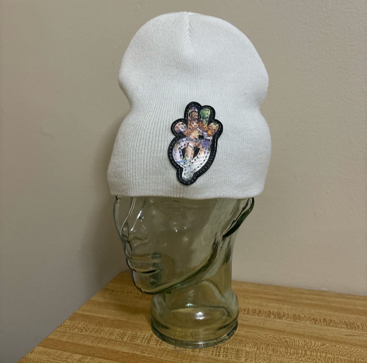 op08 aphelandra CARD beanie