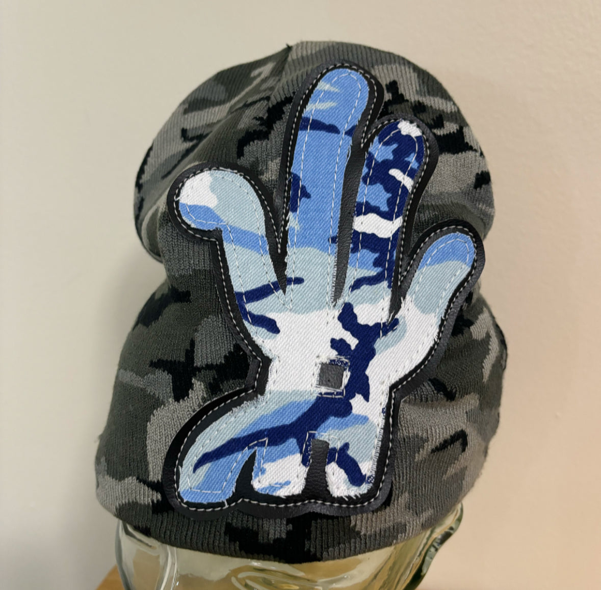snow CAMO beanie