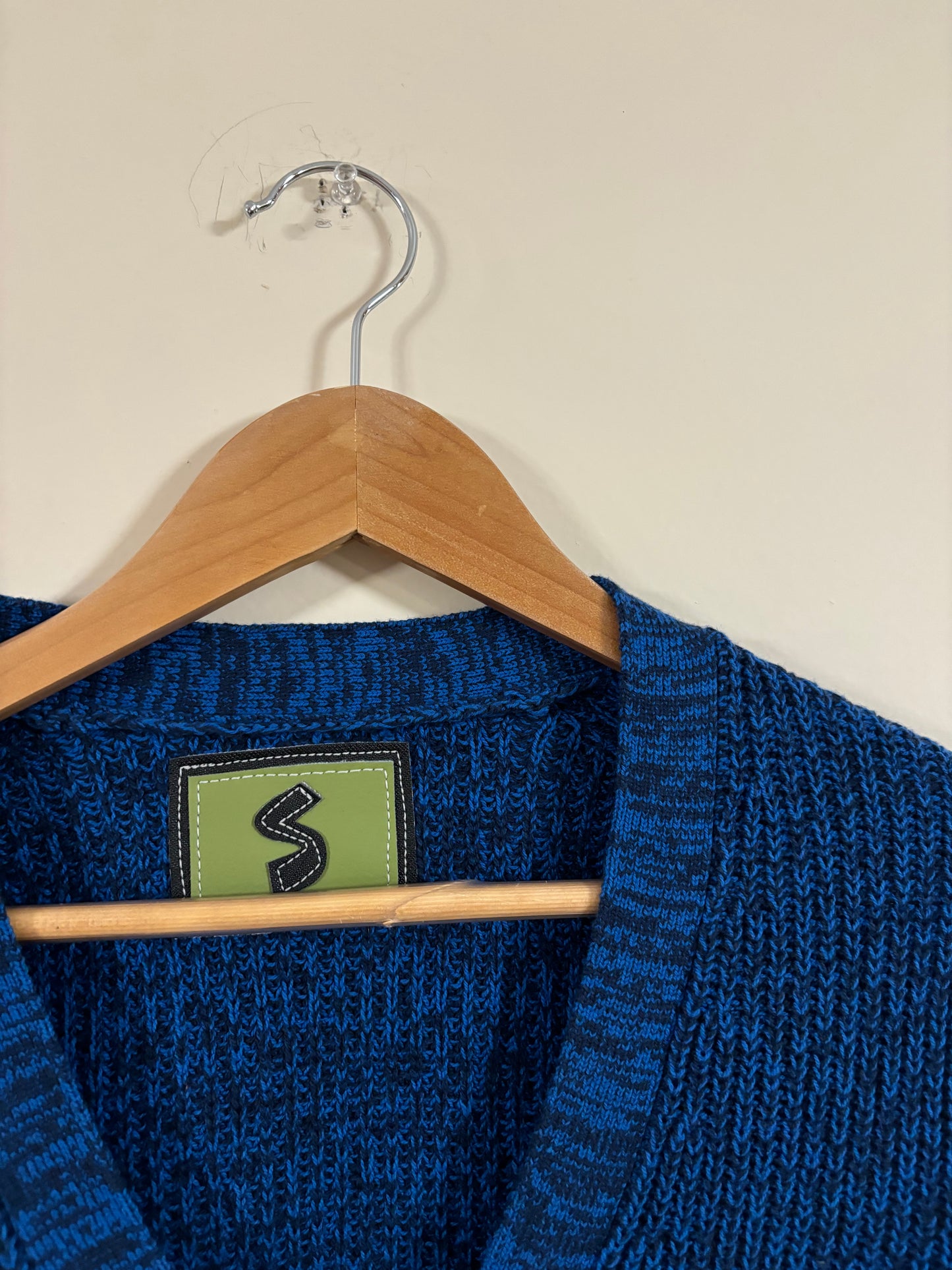 pockets full blue cardigan (small)