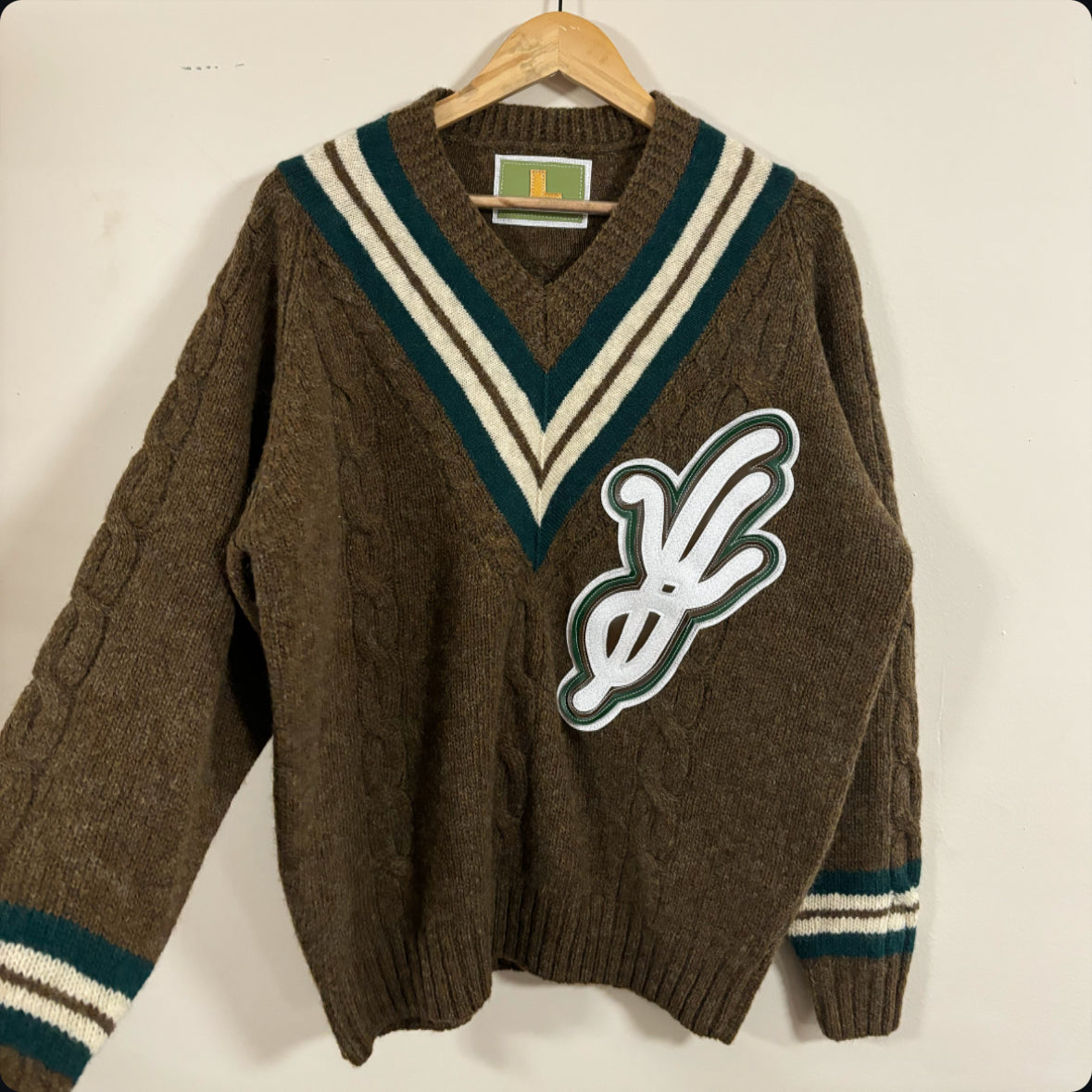 chocolate/ forest leather logo wool knit sweater (LARGE)