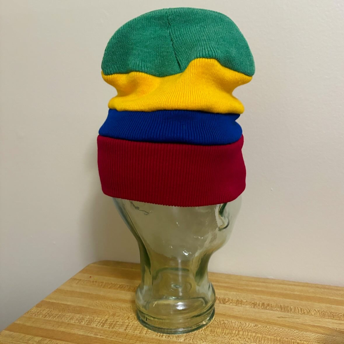 str!ped colour bean!e