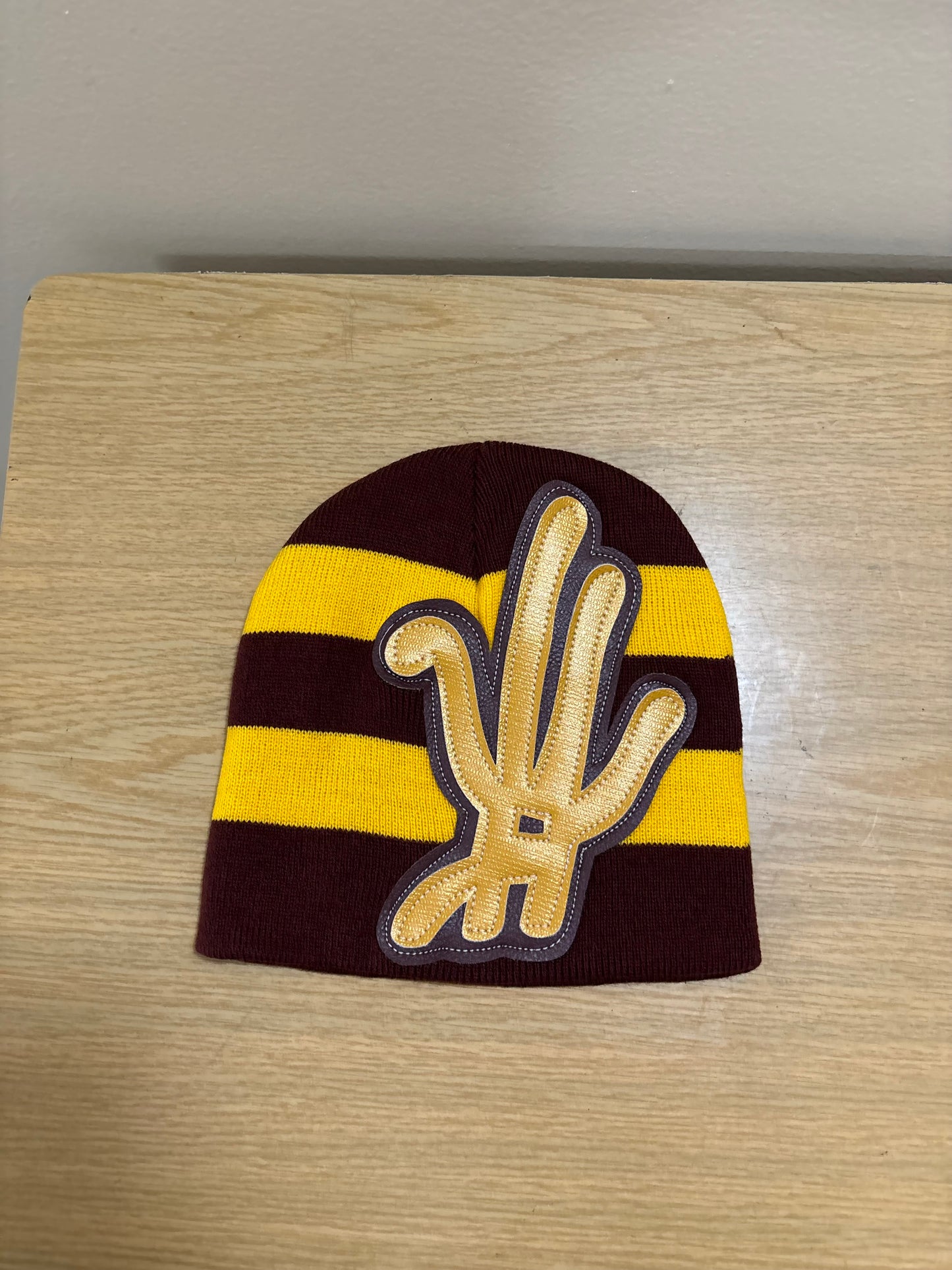 maroon/ gold striped beanie