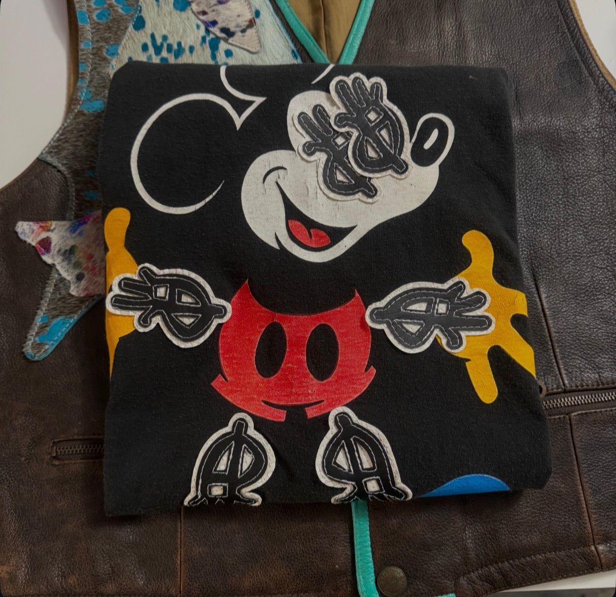 mickeY t-shirt