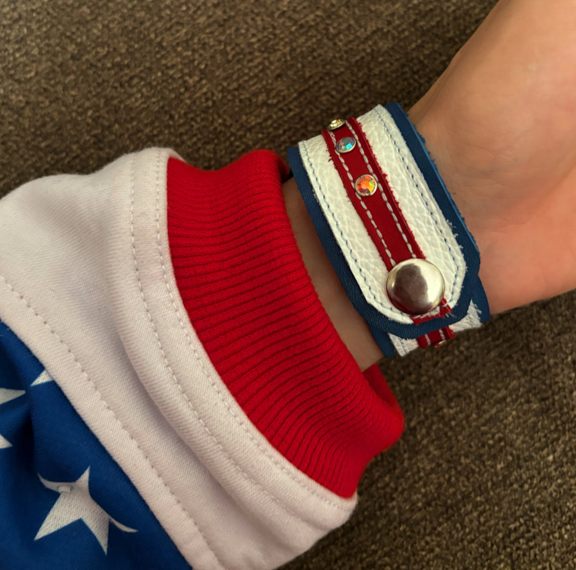 pin stripe TIME PIECE — sample (real leather) SIZE — One Size Fits All (OS)